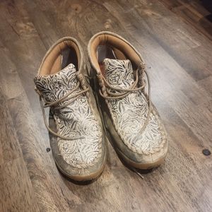 Womens Twisted X leather shoes